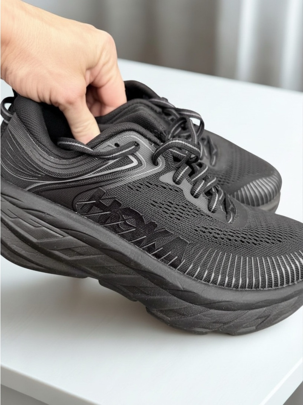 Hoka One One W Bondi 7 wide width sz 5.5All-Black Breathable Mesh Walking